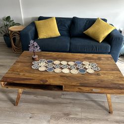 Coffee/Living room Table