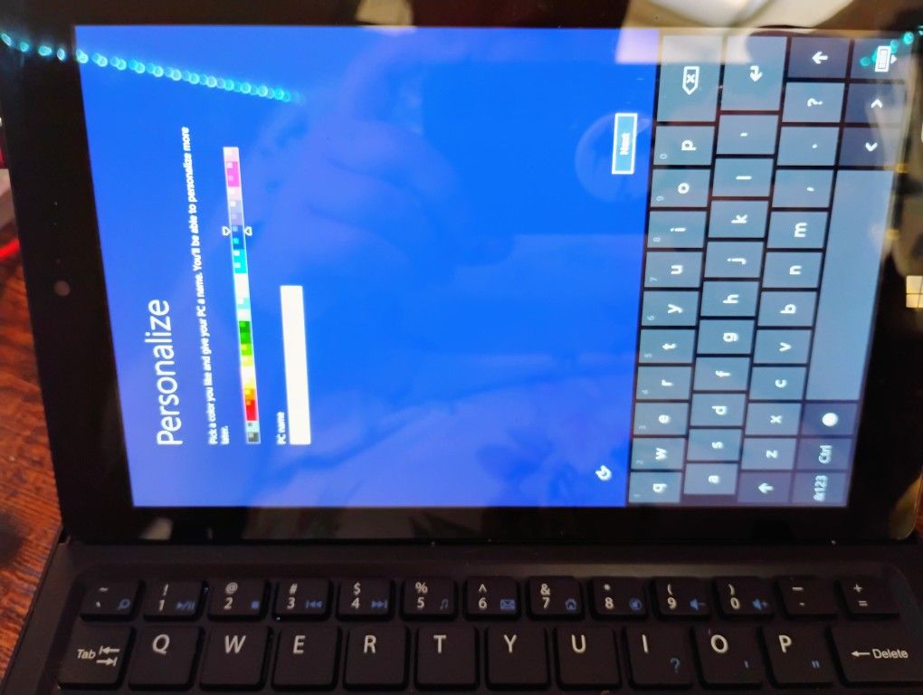 Ematic Ewt826bk 8 Inch 32 GB Tablet With Keyboard Dock