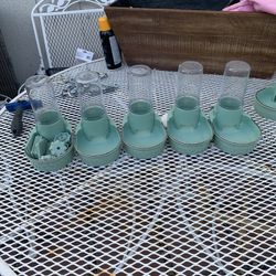 Gravity Feeders & Water Dishes 