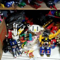 Power rangers stop by