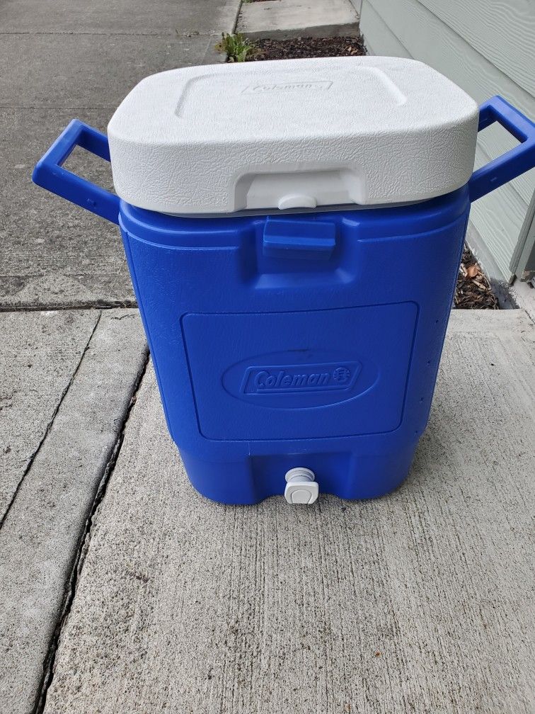 Coleman 5 Gallon Water Jug Cooler