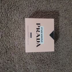 Prada Perfume