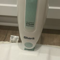 Shark Steamer 