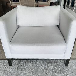 2 accent arm Chairs