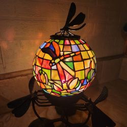 Beautiful Vintage Tiffany Style Dragonfly Globe Lamp Signed!