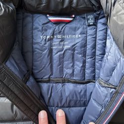 Tommy Hilfiger Men's Legacy Lightweight Packable Puffer Vest