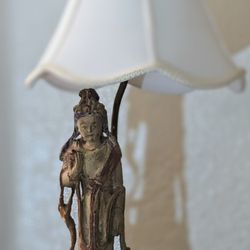 18th Or 19th Century Wood Carved Polychrome Guanyin Lamp