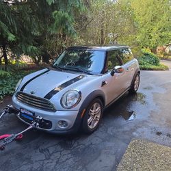 2011 Mini Cooper with Tow Bar