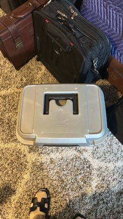 Plastic organizer