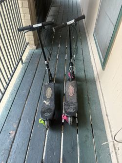 Dos Patinetas Seminuevas En 35 Dolares Por Las Dos Patinetas Necesitan El Cargador