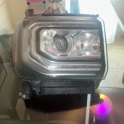 2016 GMC Sierra Front Light