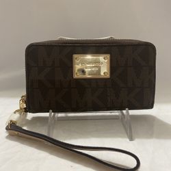 New! Michael Kors Brown  Wallet