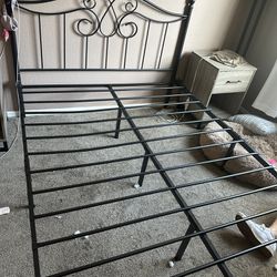 Queen Free Bed Frame 