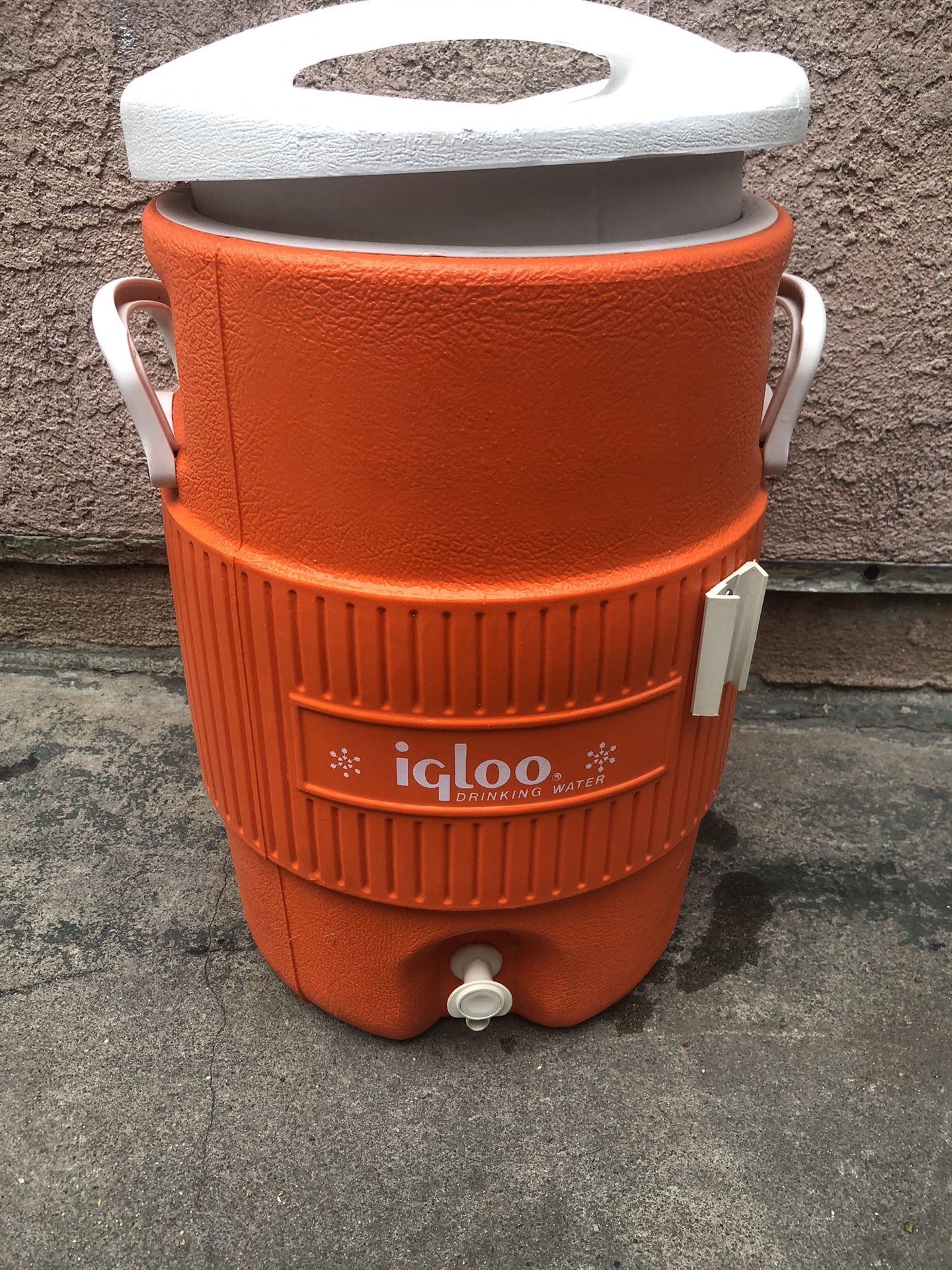 Cooler