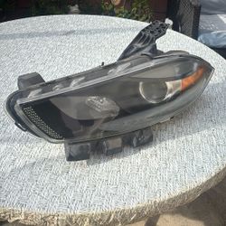 Left 2015 Dodge Dart Headlight 