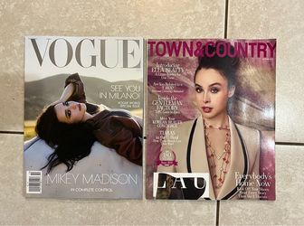 2 Brand new 2026 fashion magazines: Vogue and Town & Country