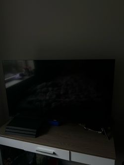 Tv Roku 40’ inch