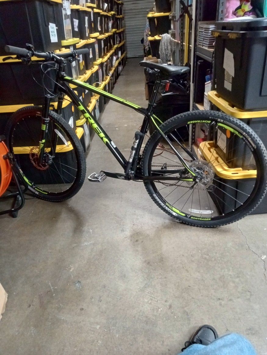 TREK 6 MARLIN MOUNTAIN BIKE