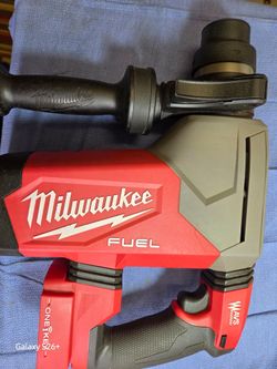 MILWAKEE M18 BRUSHLESS FUEL 1-1/8" ROTARY HAMMER ONE KEY TOOL ONLY NEW