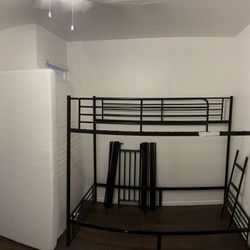 New Twin Size Bunk Bed 