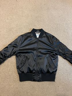 MENS BOMBER JACKET SIZE LARGE