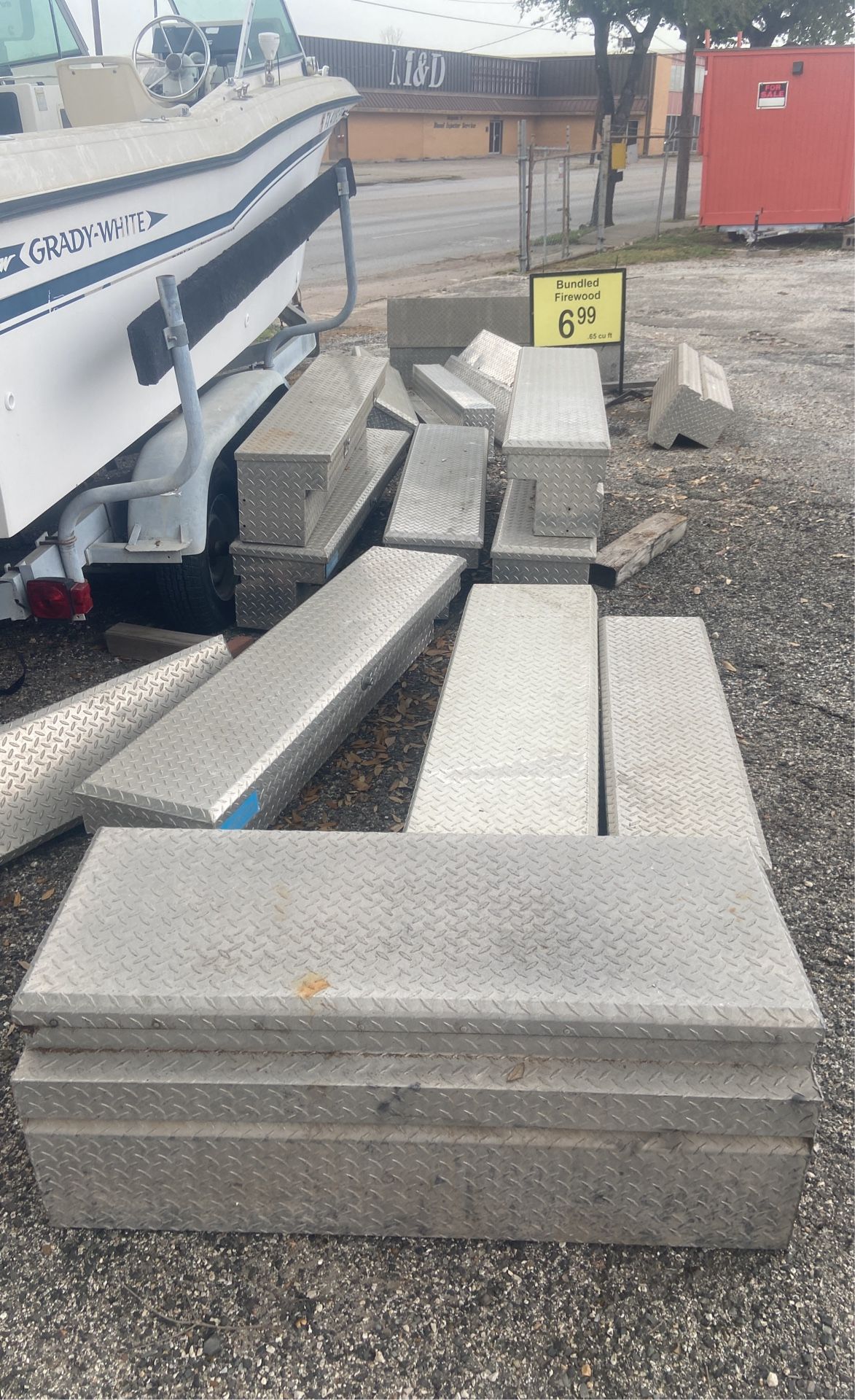 Truck toolboxes