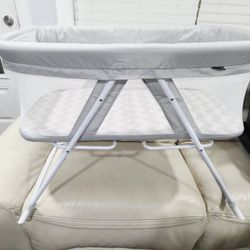 Foldable Portable Baby Bassinet 