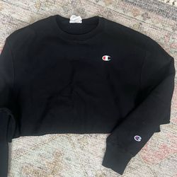 Champion Cropped Sweater