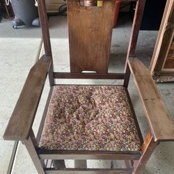 Antique Rocking Chair 1900 