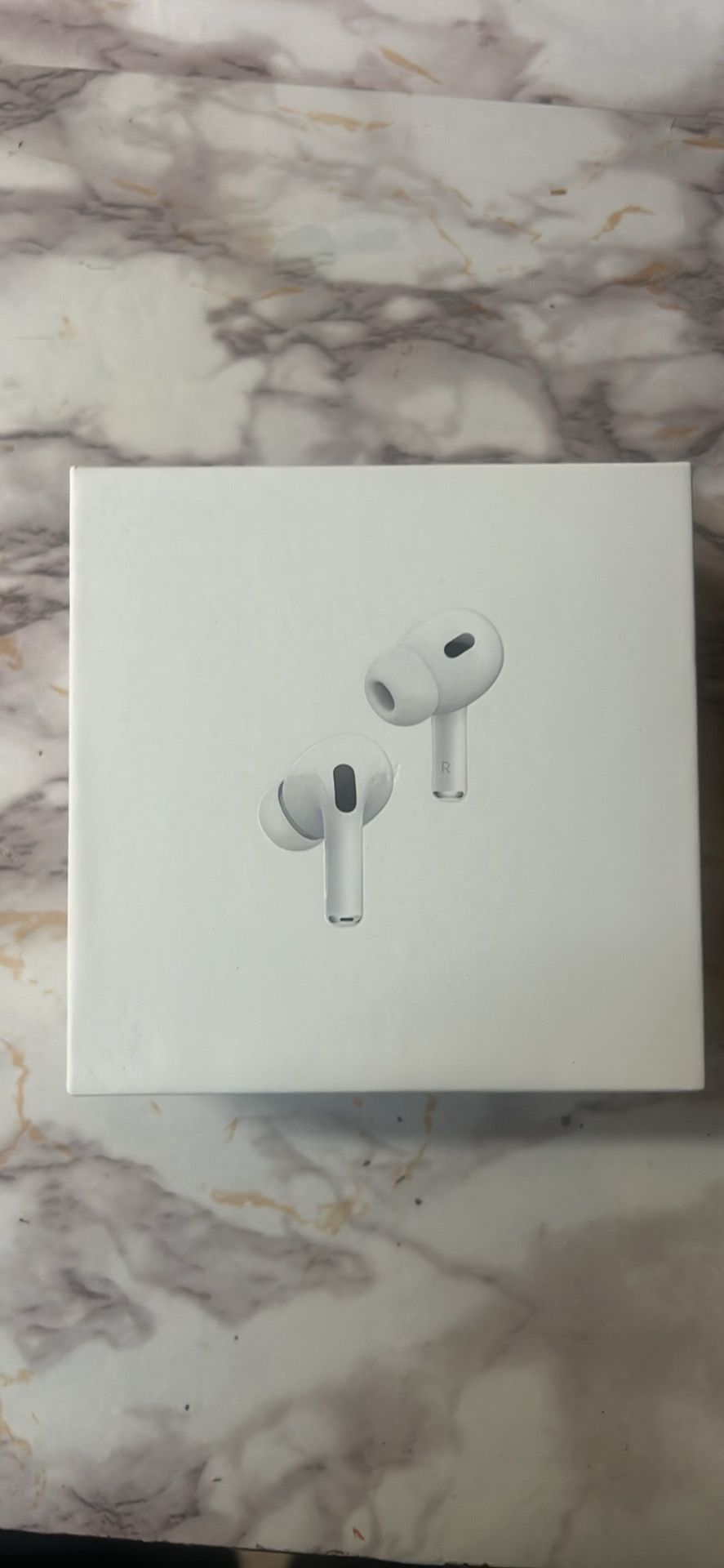 AirPods Pro 2 MagSafe Noise Cancellation