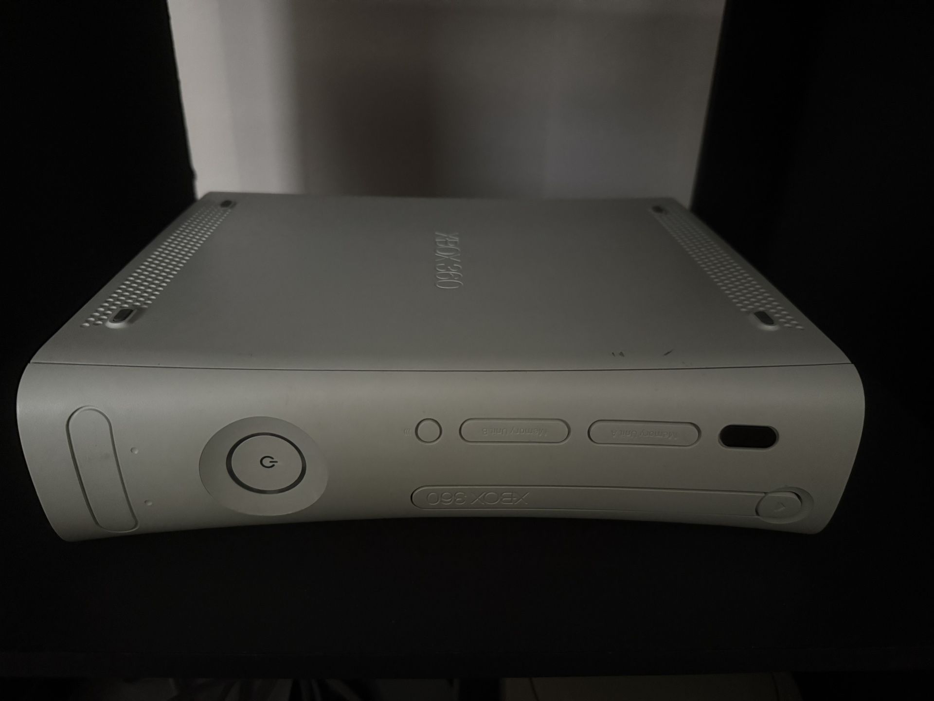 Xbox 360 With Cords