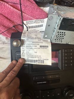 2016 Ford F-150 OEM AM/FM Radio Receiver