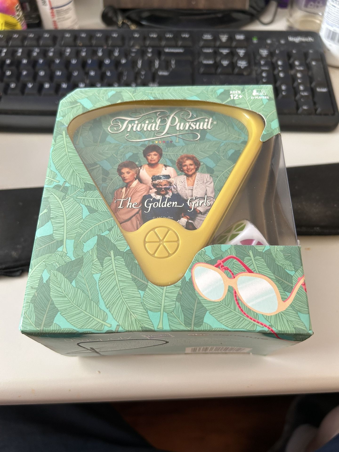 Brand New In Box The Golden Girls – Theme Trivia Pursuit Game