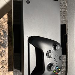 Xbox Series X 1tb SDD console