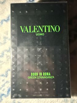 Valentino Green Stravaganza