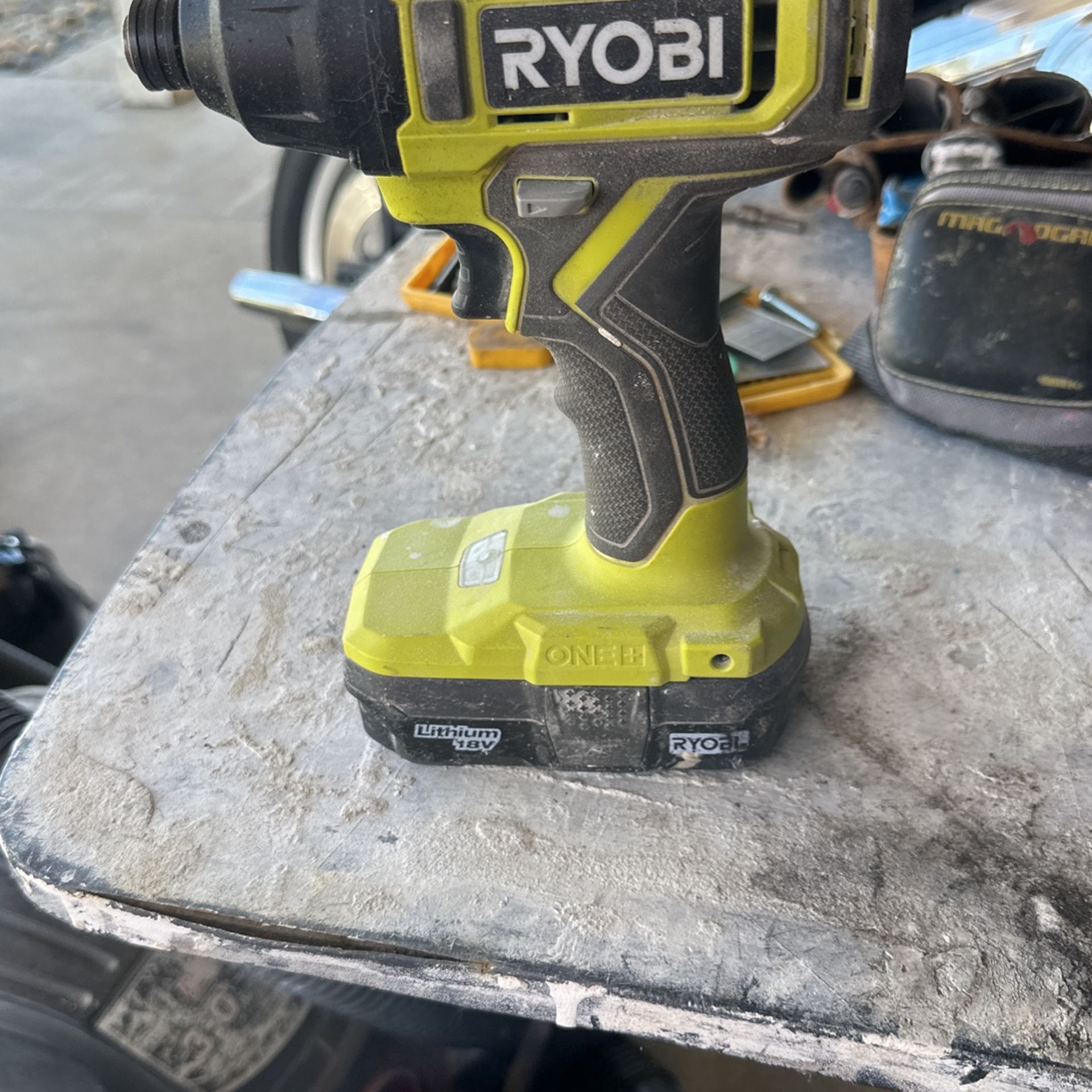Drill Ryobi