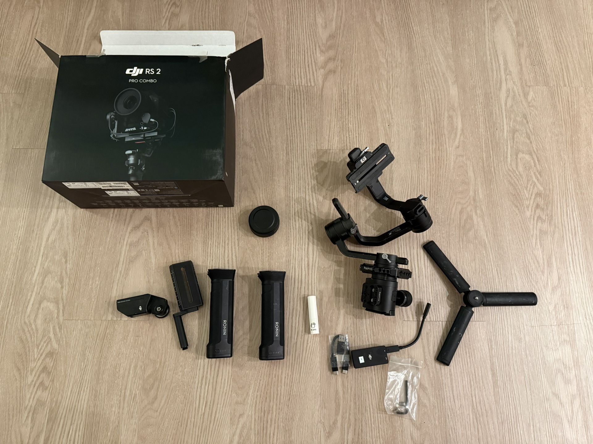 DJI RS2 Pro Combo – Works Great (One Battery Not Functional) + Extras