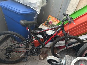 Hyper Bike 26 inch Shocker Black