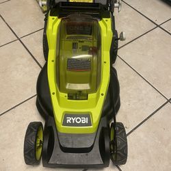 RYOBI ONE+ 18V 13 in. Cordless Battery Walk Behind Push Lawn Mower (Tool Only)