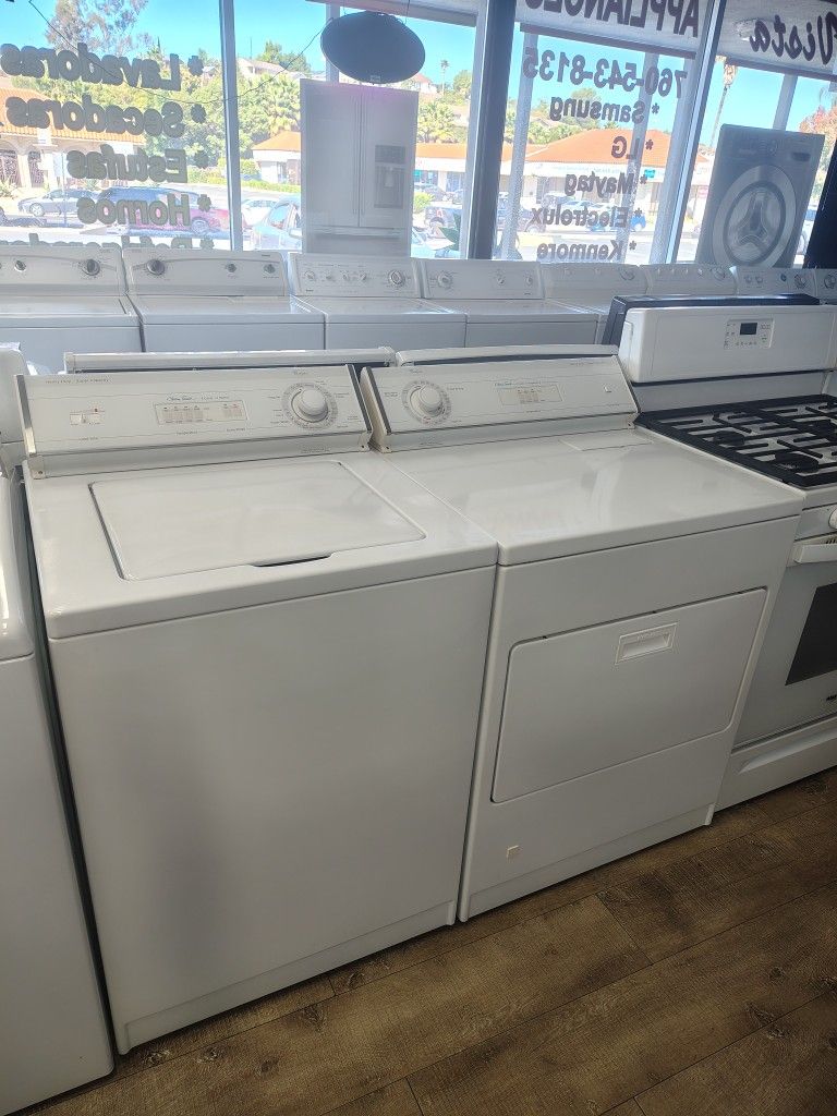 Whirlpool  Washer Gas Dryer  Heavy Duty Super Large  Capacity In Excellent Working Condition 