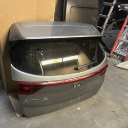 2017-2019 Kia Sportage Tailgate Complete