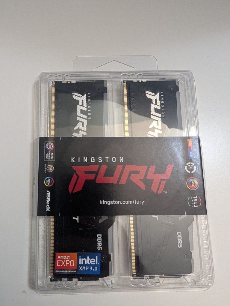 32 GB (2x16GB) DDR5 RAM RGB