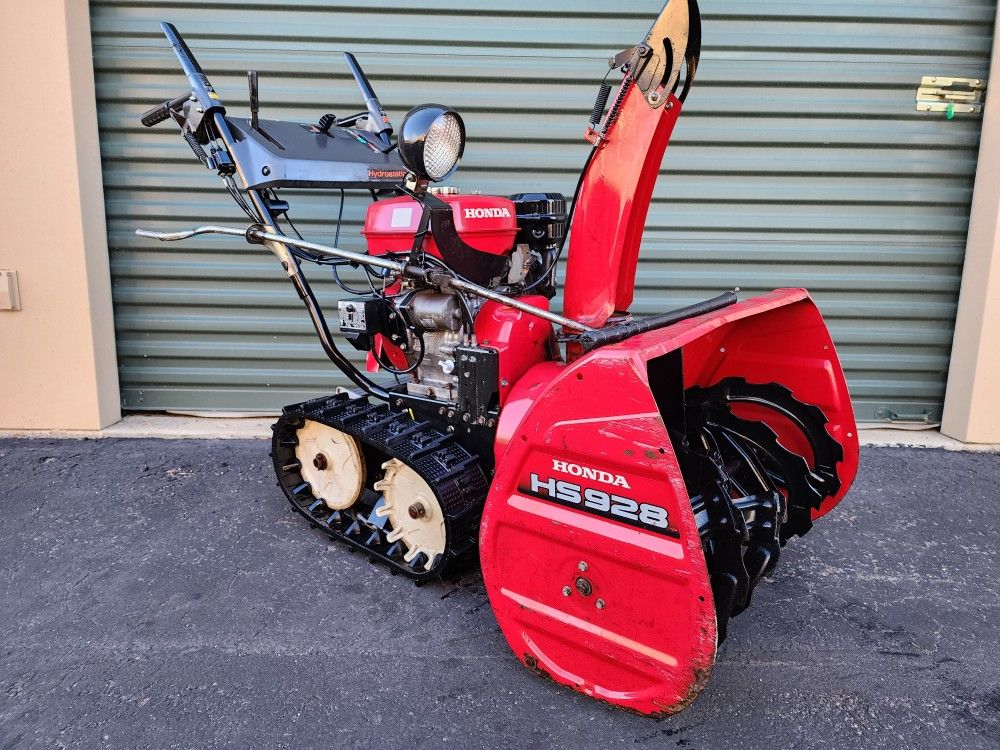Honda HS928 Hydrostatic commercial grade Snow Blower Tank Tread BEAST! PRICE IS FIRM