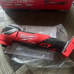 Milwaukee fuel  mutitool