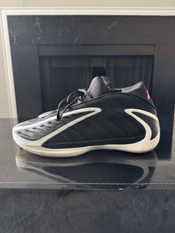 ADIDAS AE2  “core black” sz 12