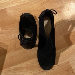 Women’s Nine West Black Heels - Size 8.5