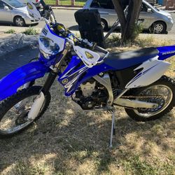 Yamaha dirt bike 2009 WR450F