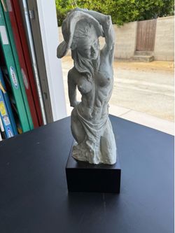 Costanzo Mongani female nude sculpture