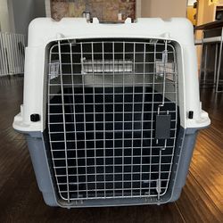 Large pet carrier