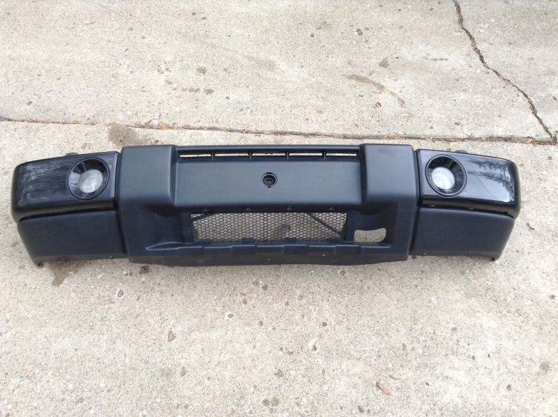 2003-2004 Land Rover Discovery 2 Front Bumper